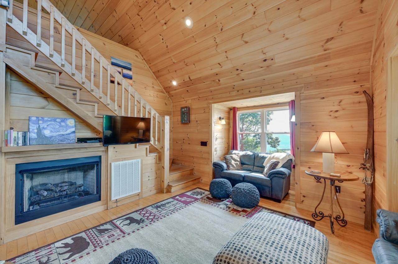 Warm And Cozy Cabin With Deck On Top Of The Blue Ridge Fancy Gap Exterior foto